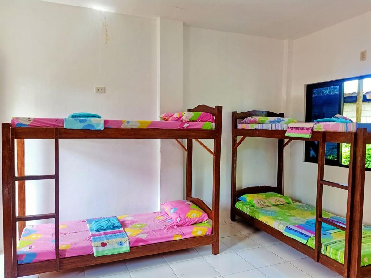 James Homestay Siquijor Eksteriør billede