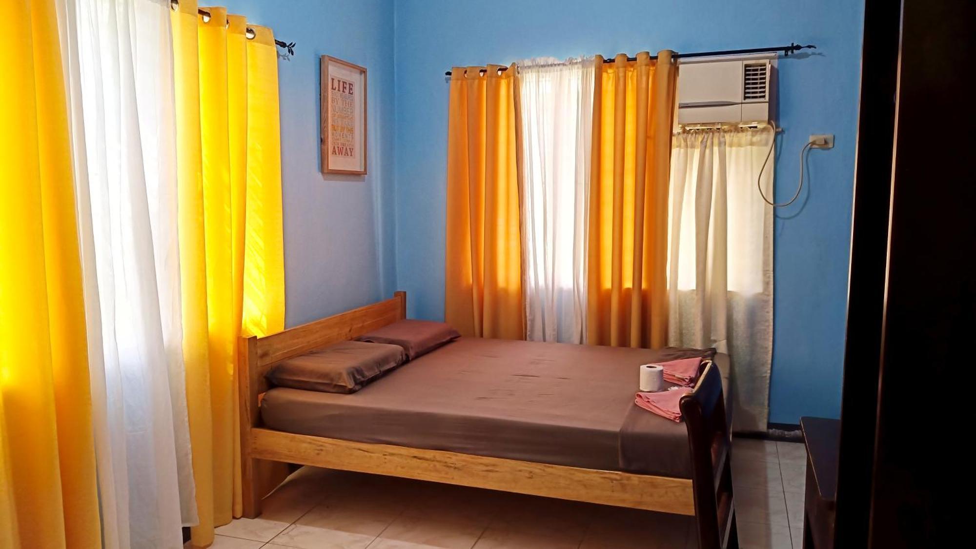 James Homestay Siquijor Værelse billede
