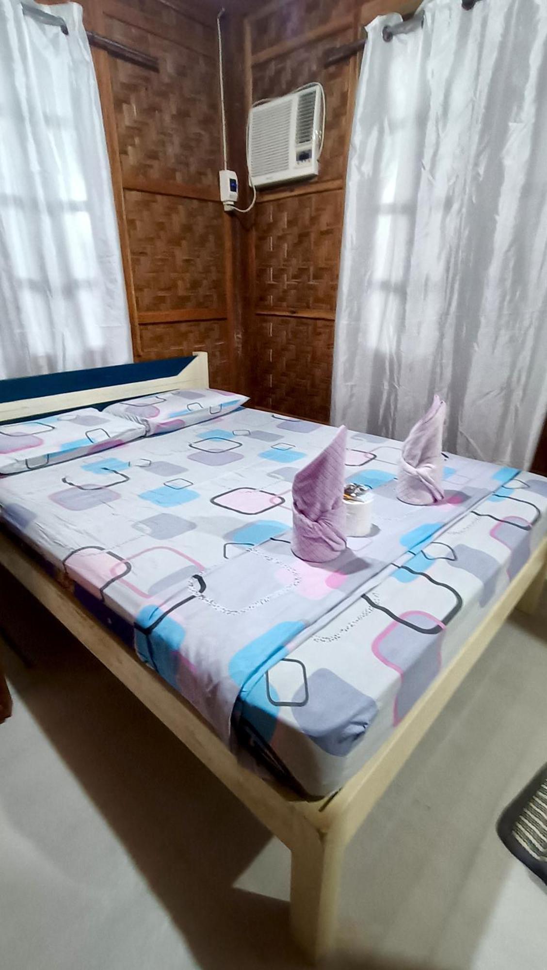 James Homestay Siquijor Eksteriør billede