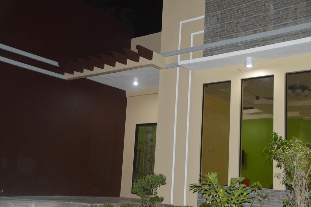 James Homestay Siquijor Eksteriør billede